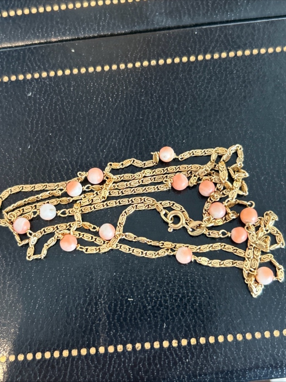 Vintage 18K  Necklace Angel Skin Coral Bead Stations 10.2 Gms Estate Find Signed - Picture 4 of 4